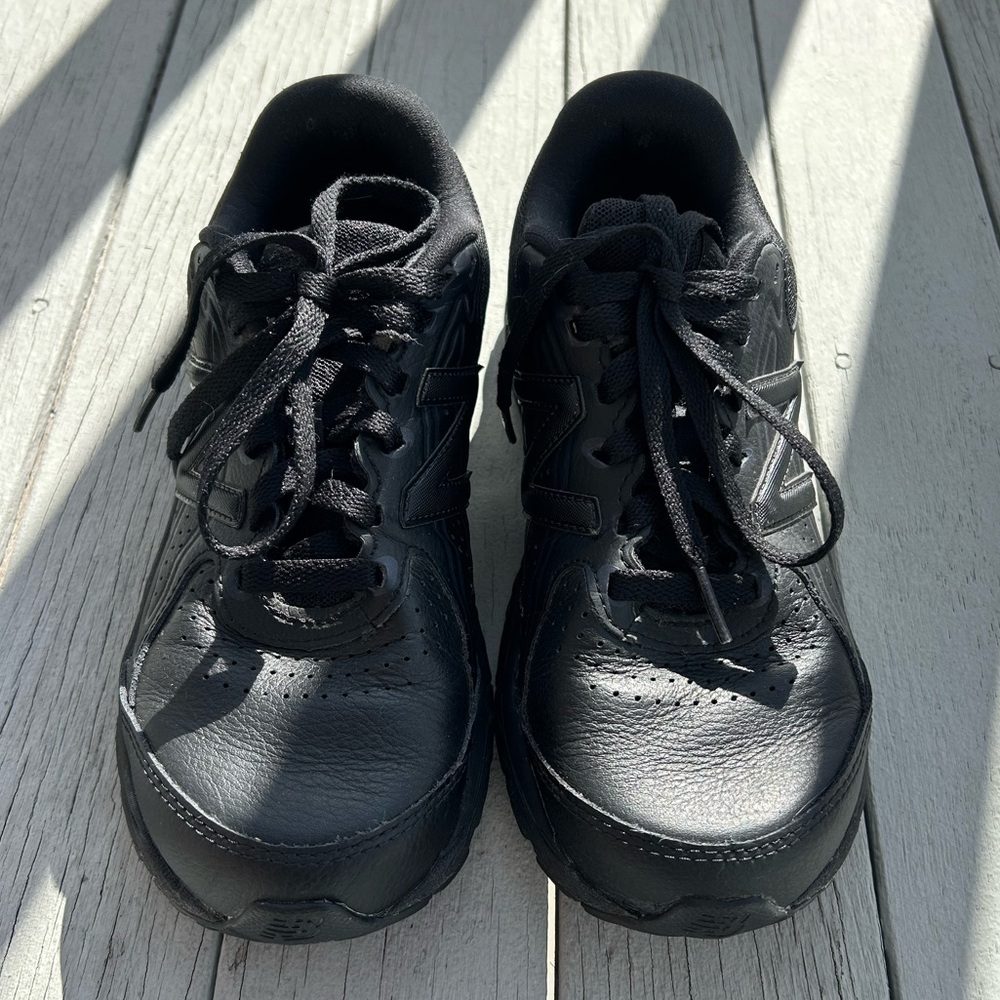 New Balance Walking Shoes - Picture 7 of 10